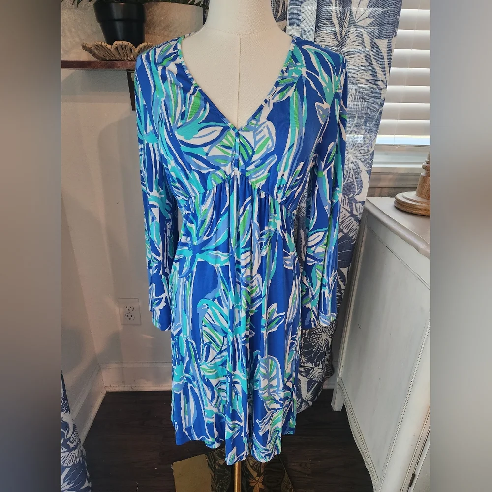 Lilly Pulitzer Renata Vneck Dress - Picture 2 of 6